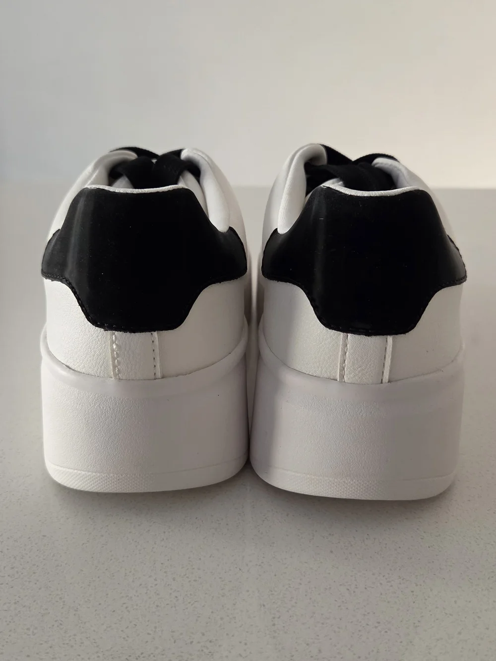 Aldo White and Black Low-Top Platform Sneakers - Picture 3 of 5